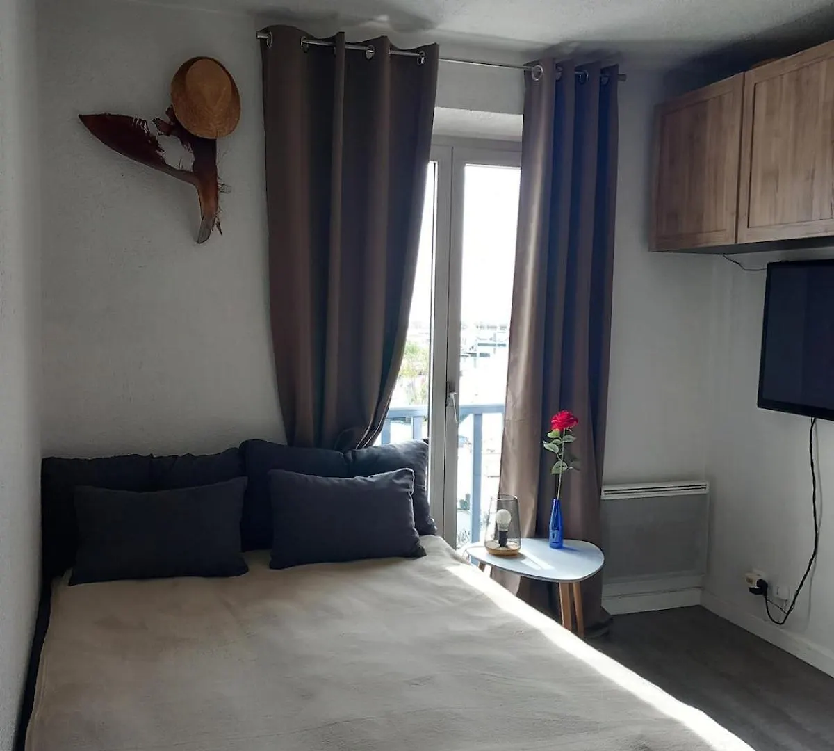 Pied A Terre, Sejour Idyllique Face A La Mer Classe 2 Etoiles Sanary-sur-Mer