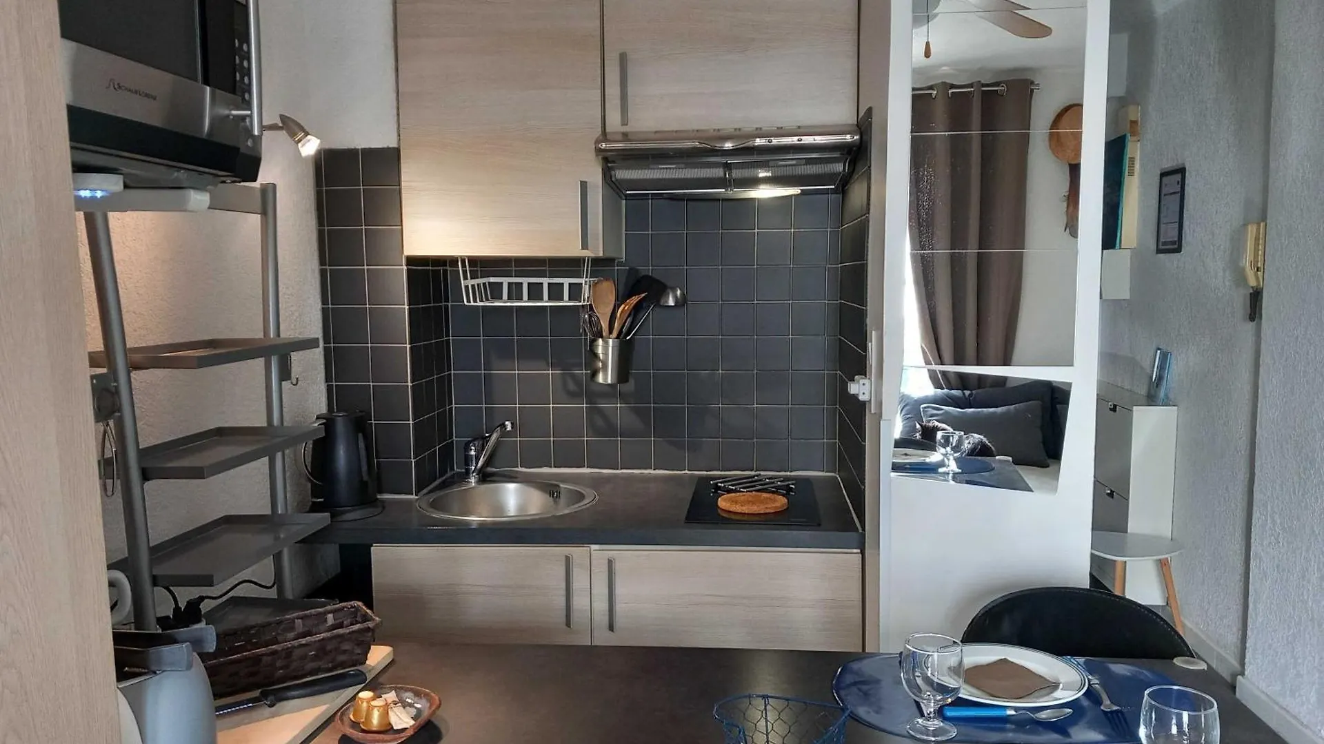 Pied A Terre, Sejour Idyllique Face A La Mer Classe 2 Etoiles Sanary-sur-Mer